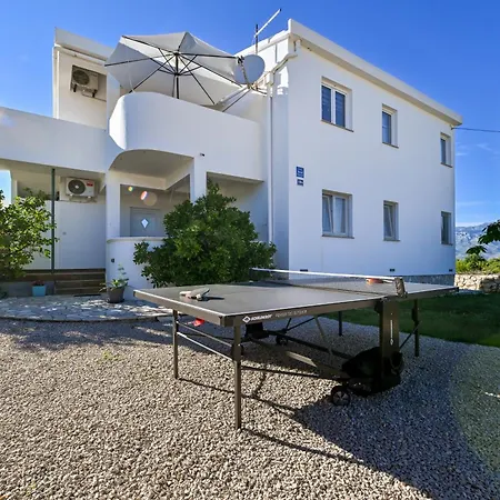 House Diadora Villa
